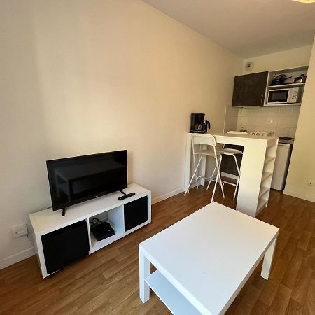 Acajou, Studio Avec Terrasse Et Parking Prive Кан Экстерьер фото